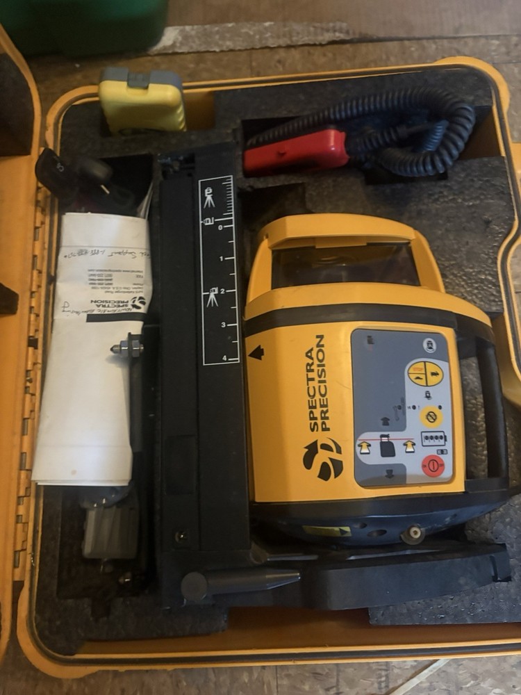Spectra Laser Level