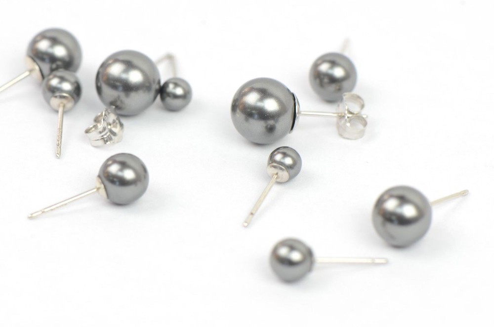 925 Solid Sterling Silver Beautiful Classic Pearls Stud Earrings