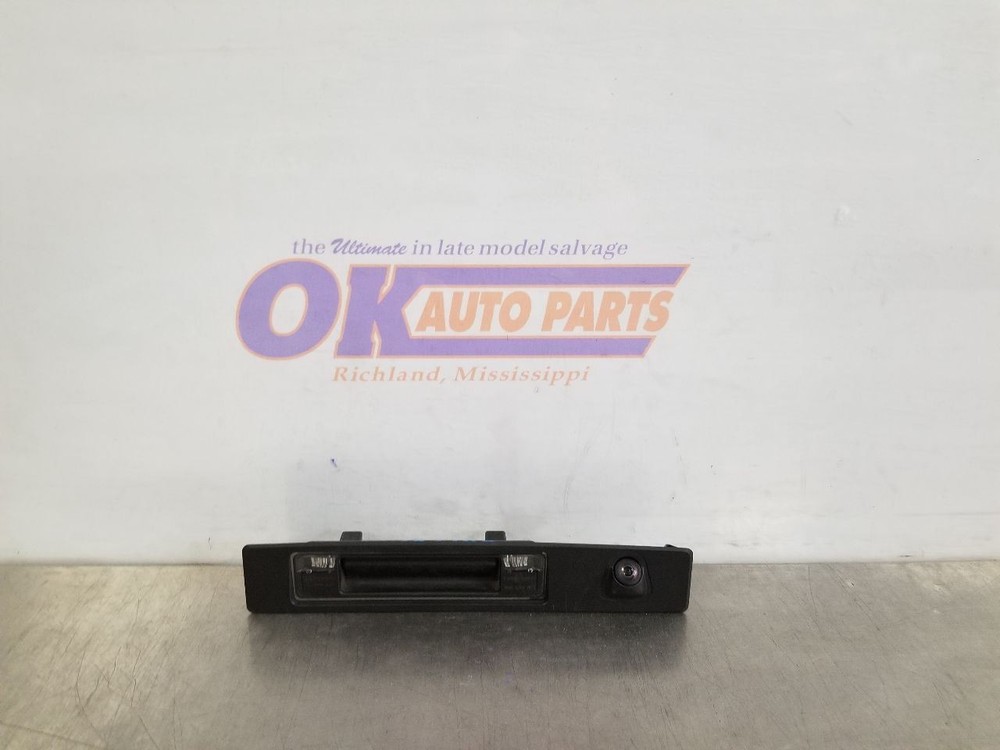 19 2019 VOLVO XC60 FRONT VIEW CAMERA WITH PARK ASSIST