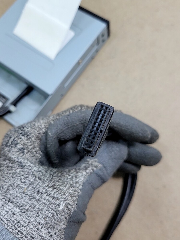 SIIG ju-mr0a11-s1 Internal Bay Multi-Card Reader