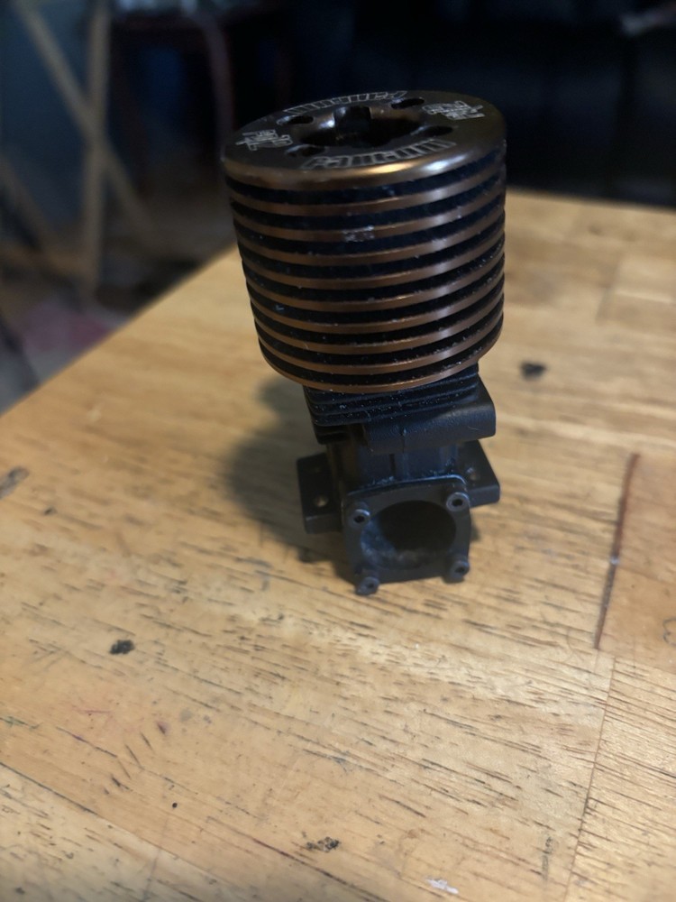 Fantom FR.12 Nitro Engine