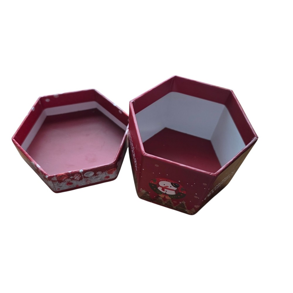 5 Hexagon shaped nesting gift boxes green beige patterned + 1 Christmas box