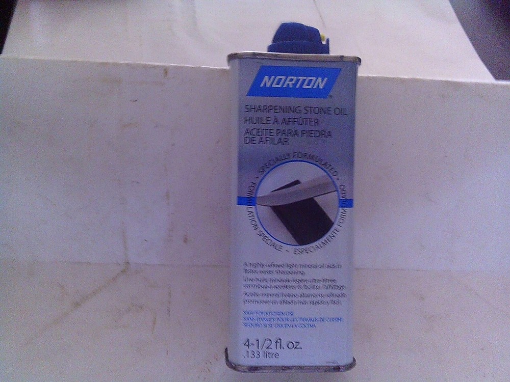 Norton Sharpening Stone Oil 4-1/2 Oz.