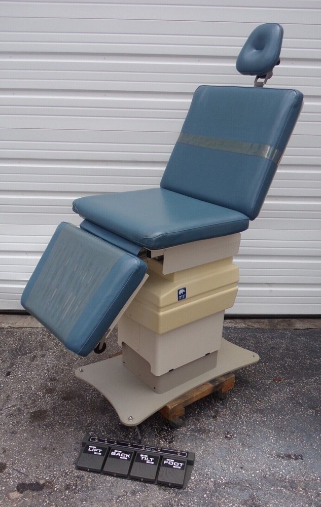 MTI ELECTRIC MEDICALGYNECOLOGICAL EXAMINATION TABLE- PROGRAMMABLE