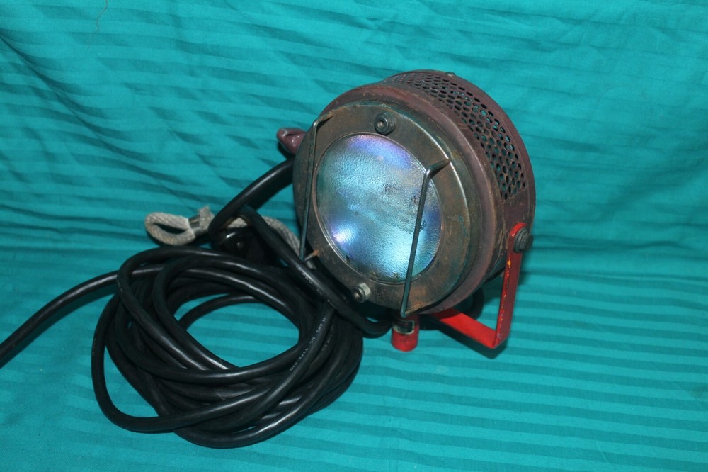 MOLE RICHARDSON TYPE 5521 MOLE QUARTZ SINGLE MOLEFAY TUNGSTEN HALOGEN 650W LIGHT