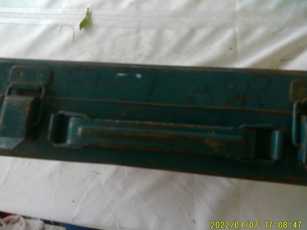 VINTAGE METAL M E. W. EMPTY CARRY CASE TOOL BOX