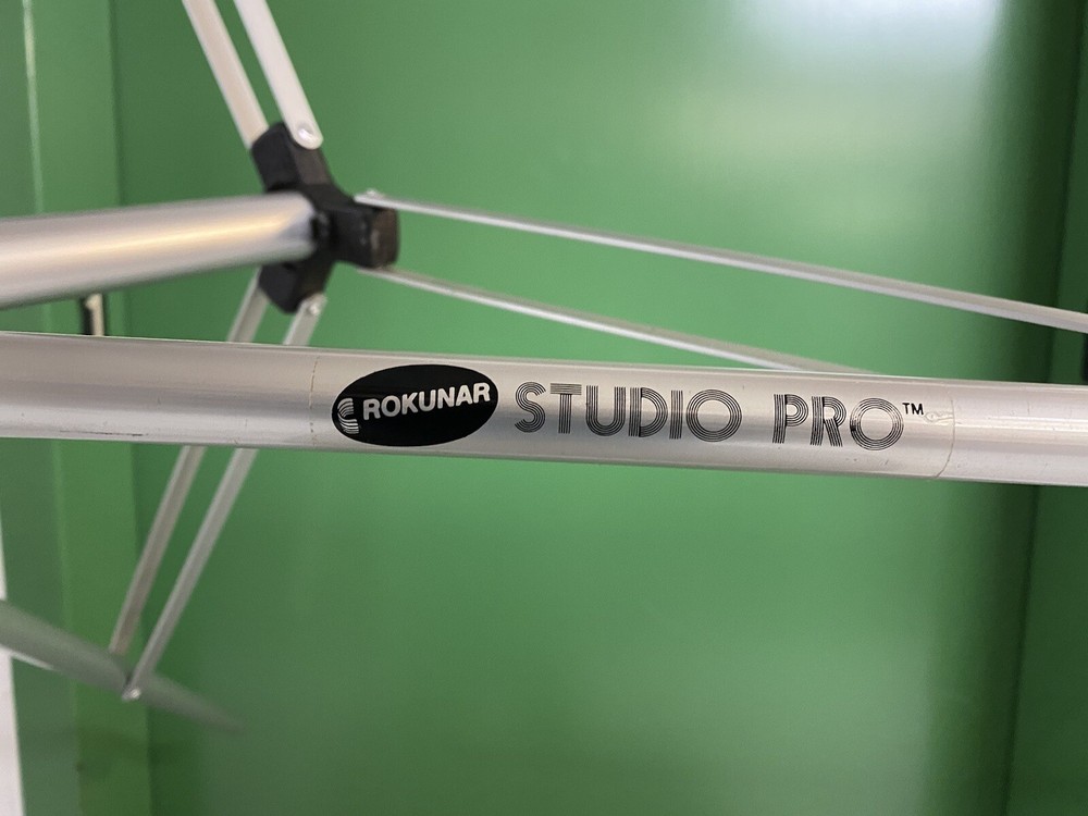 2 Rokunar Studio Pro PMLS 8’ Light Stands