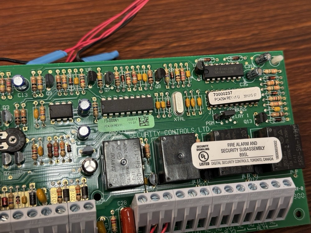 DSC PC4204 4 Zone Output Module & Com Bus Power Supply