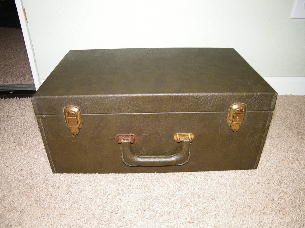 Vintage ~ Ch Ellis Company Tool Box