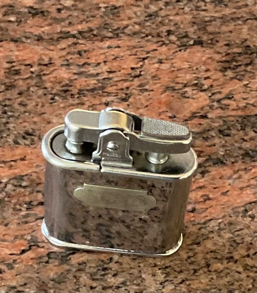 Vintage Ronson Whirlwind Petrol Lighter / Serviced.