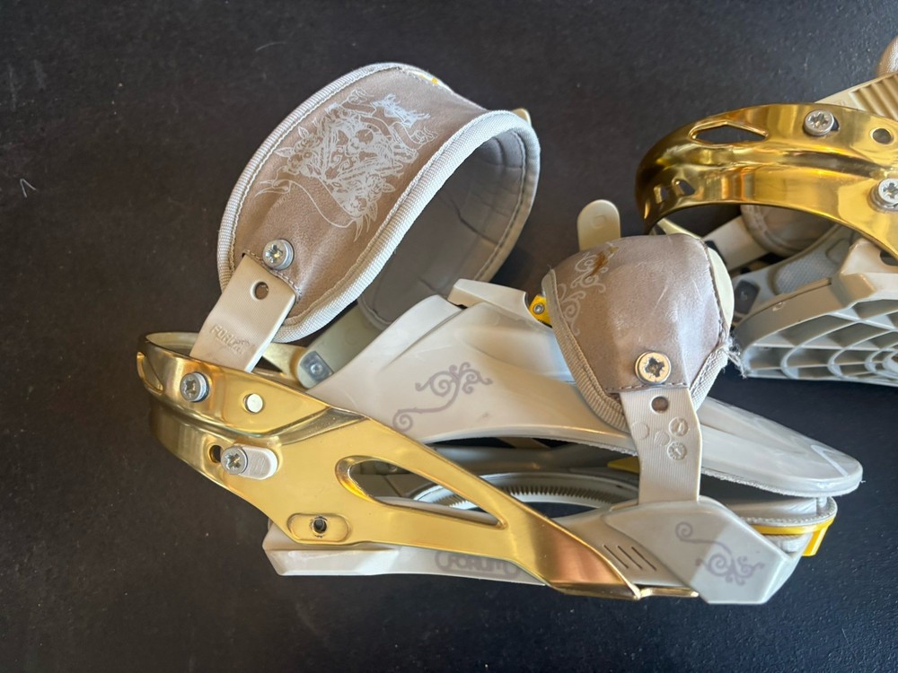 Vintage Forum Gray & Gold Large Snowboard Bindings