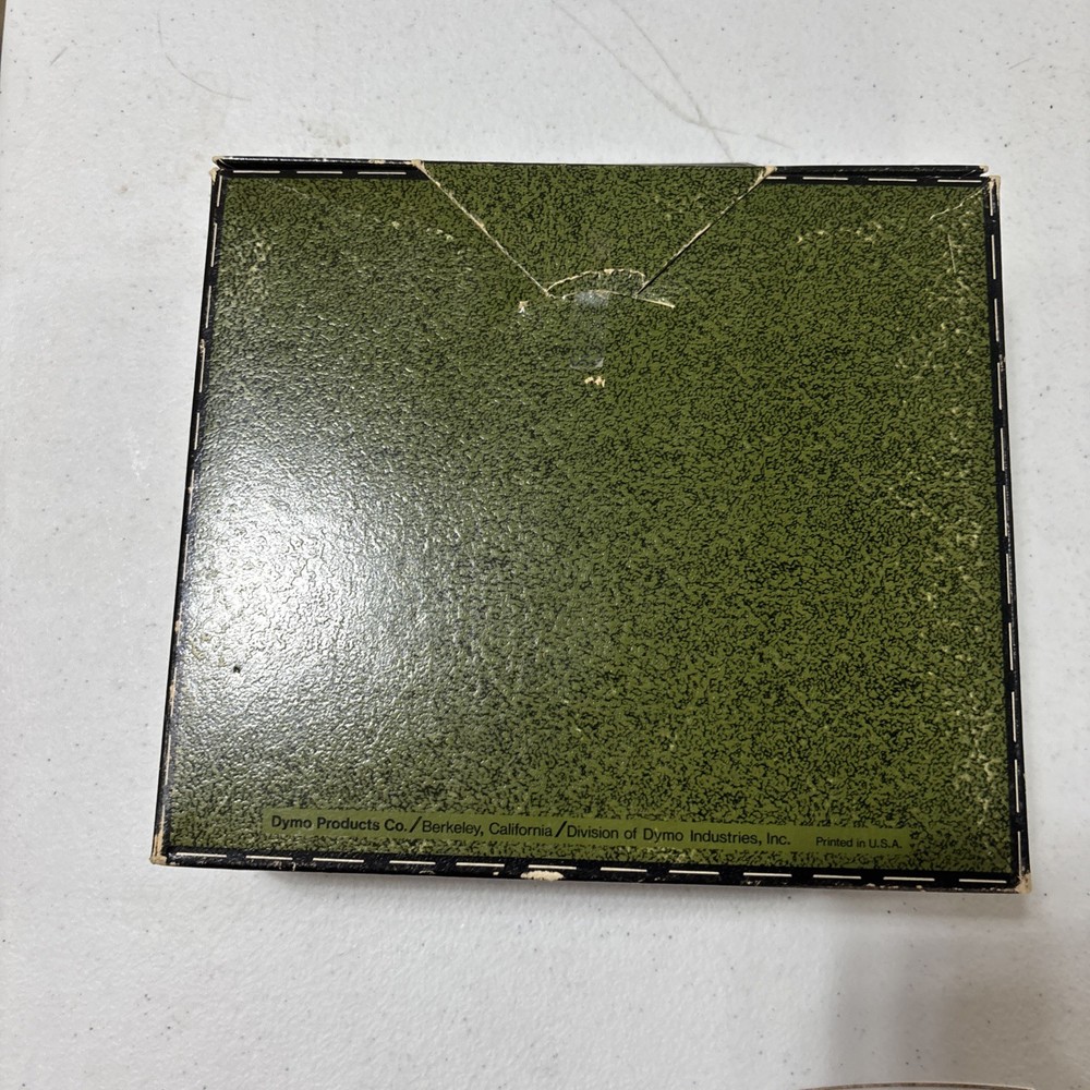 Blue Dymo Organizer 1700 Embossing Label Maker Bundle Works original packaging