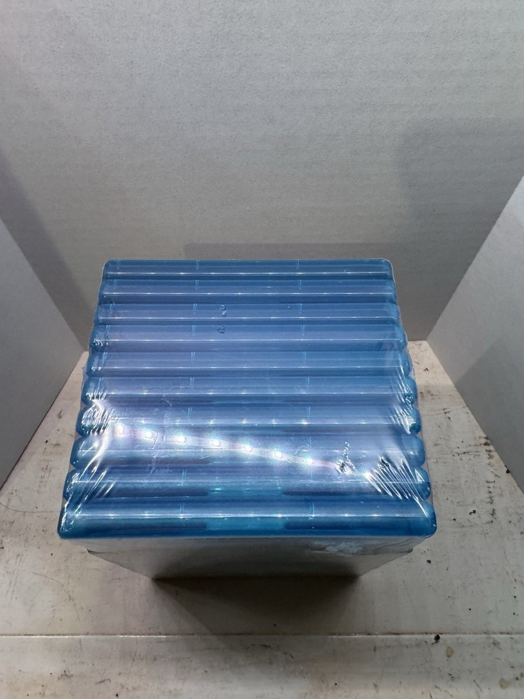Dynex™ - Blu-ray Disc Cases (10-Pack) - Blue/Clear