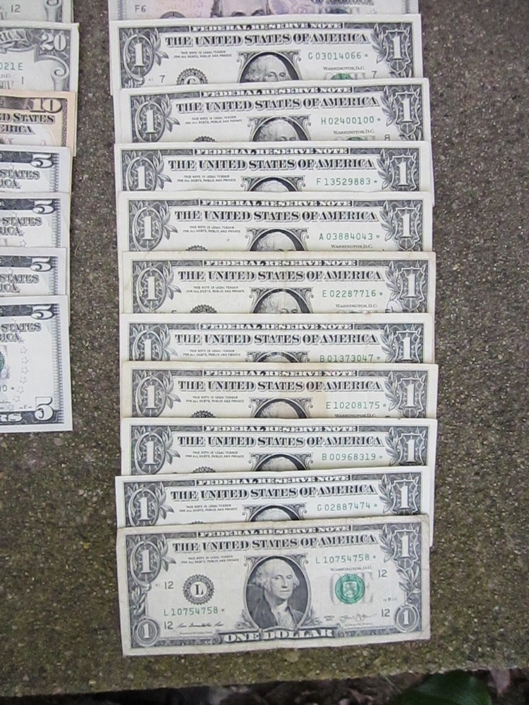 Currency Nice Lot--Different Denomanations Old Style And Star Notes
