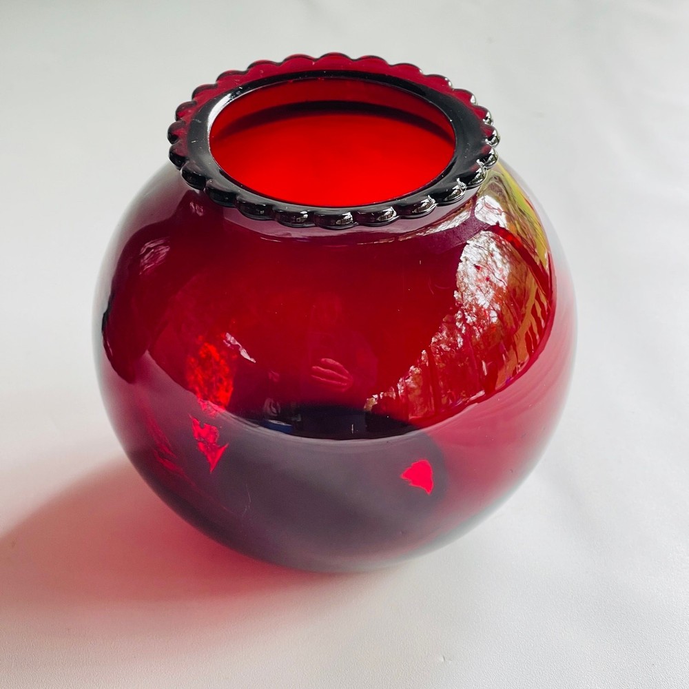 Anchor Hocking Royal Ruby Scalloped Edge Vases 9” & 3 3/4”