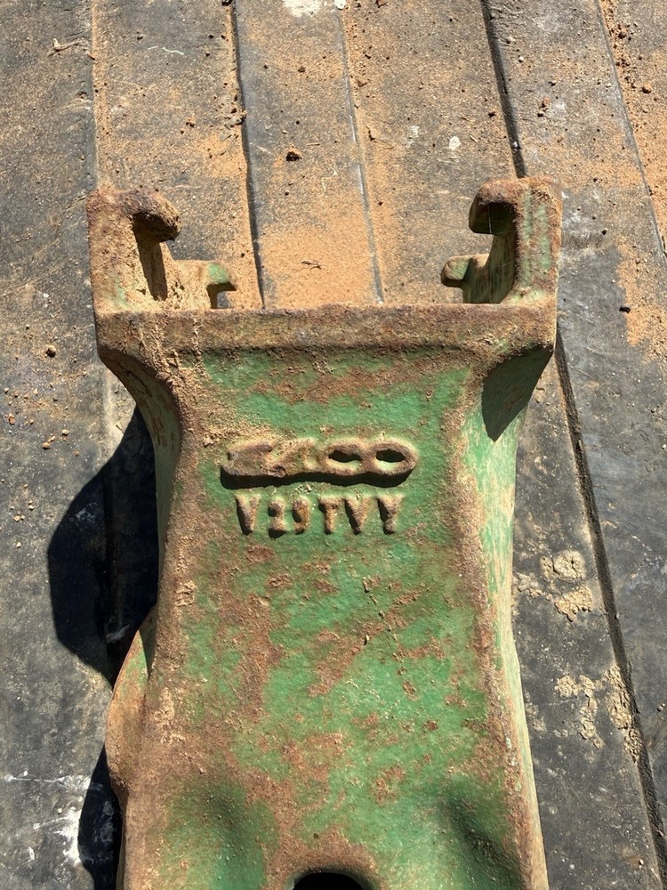 esco v29tyy Bucket Tooth New