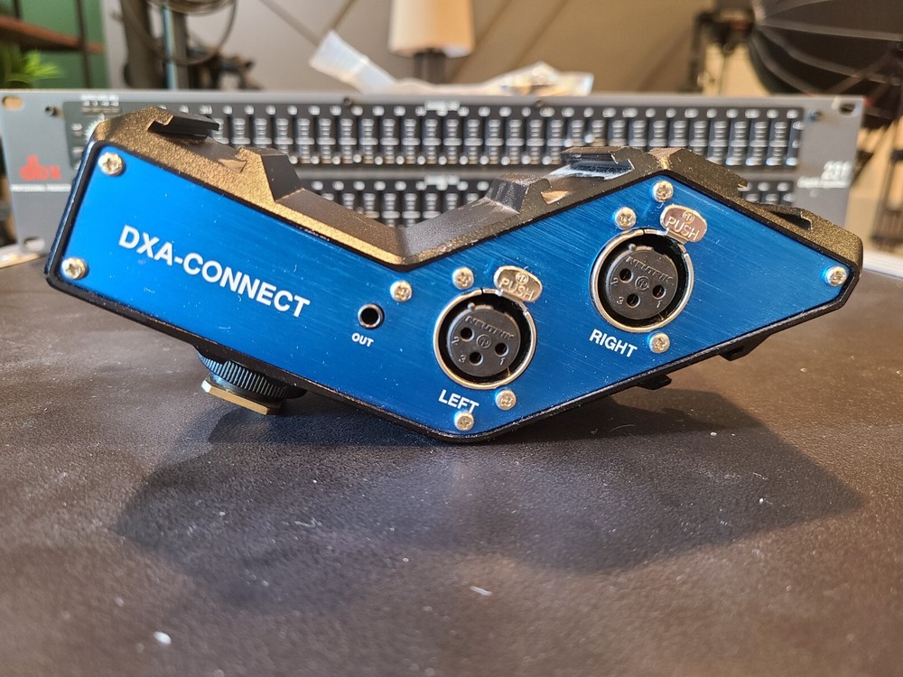 Beachtek DXA-CONNECT XLR Adapter / Bracket Combo