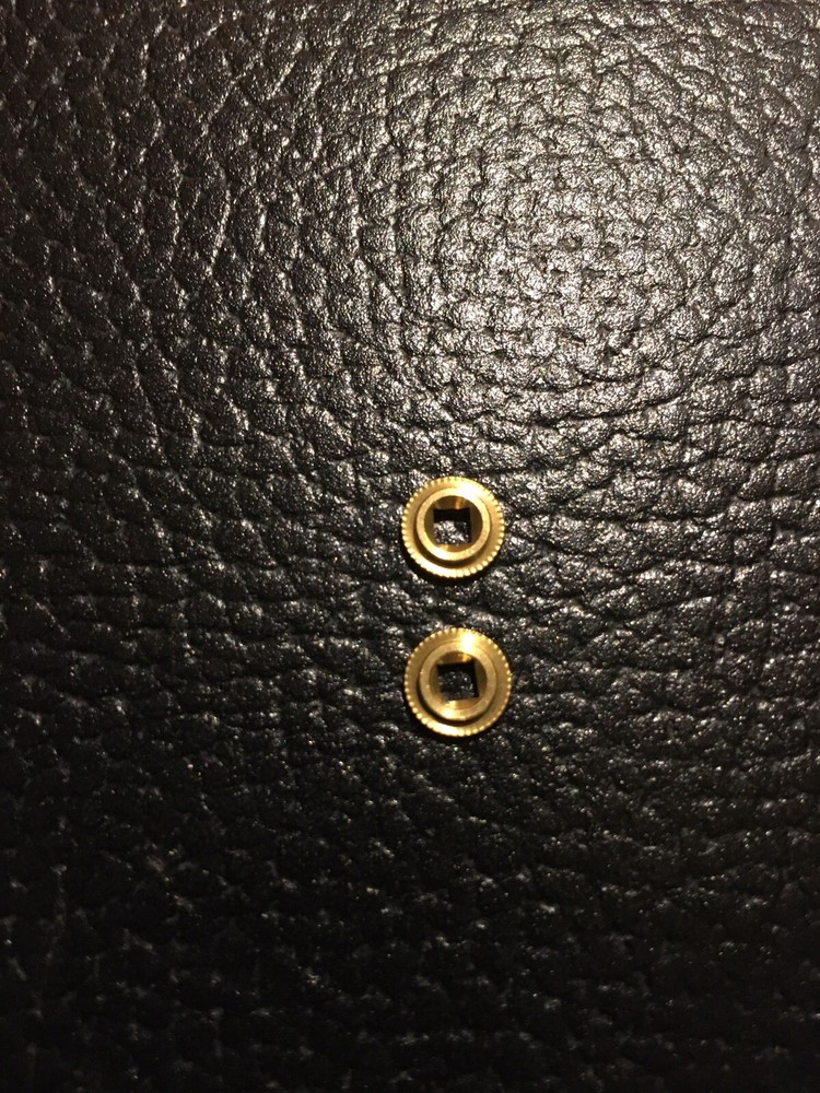 Cuckoo Clock Regula - Hands Bushings 2.5mm. (2 Pieces) Hands Not Include.