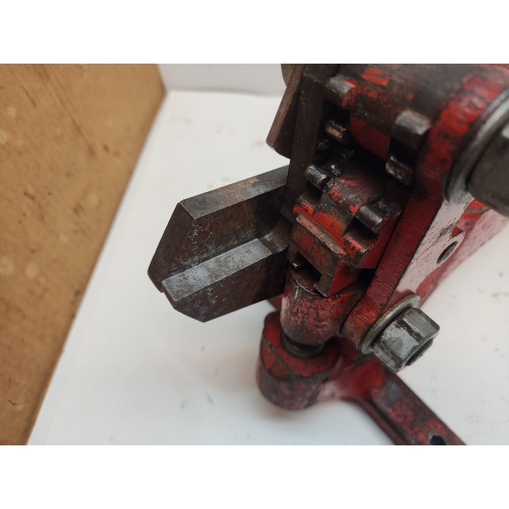Bohn Combi Shaw 4-1 Multi Tool Strapmaster Cutting, Bending, Punching Twisting