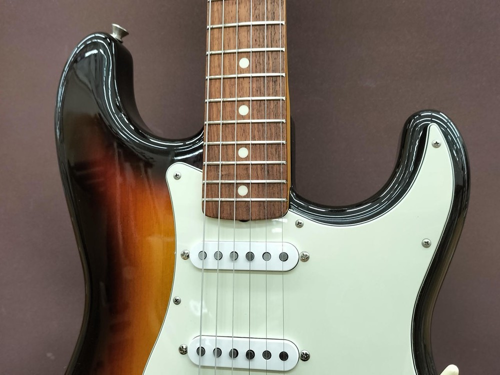 Fender Japan ST62-70 Used Electric Guitar [AUTH]