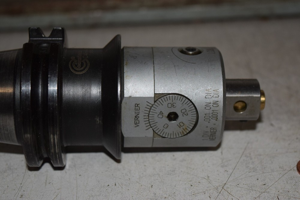 Kennametal TBH37A Boring Head Command C4H4-1018 CAT40 Tool Holder