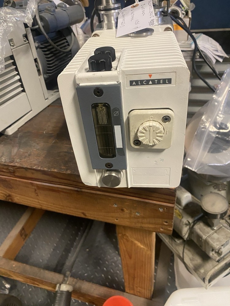 Alcatel 2021I Vacuum Pump