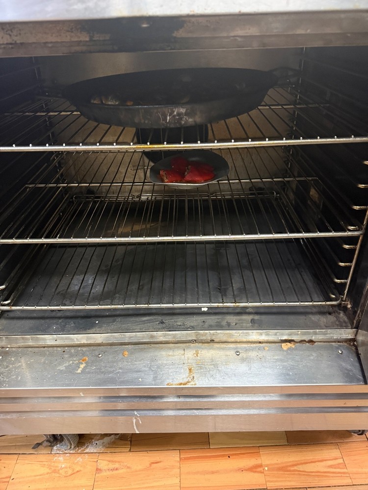 Used bakers pride Cyclone oven. Fully operational and maintained.