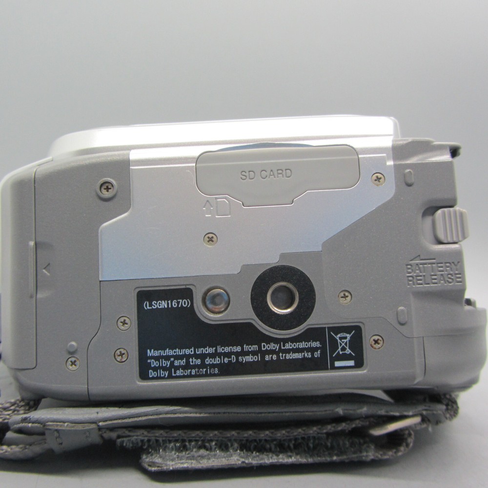 Panasonic 3CCD VDR-D250 Handheld DVD-RW Camcorder Silver Tested
