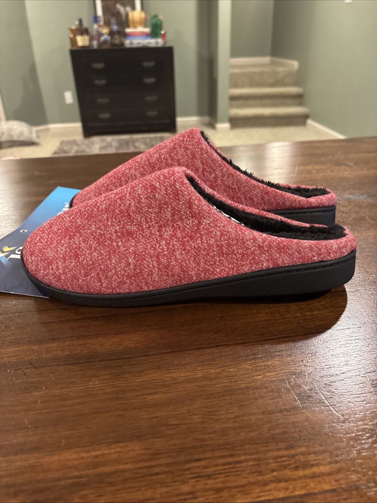 Isotoner Men’s Slipper XL RED