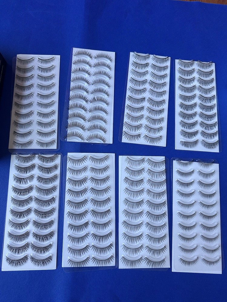 #A19 Lot of false eyelashes