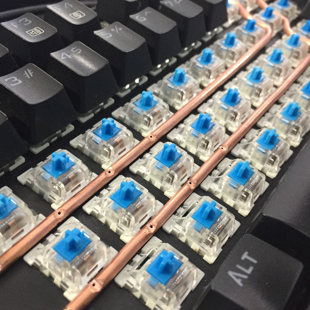 FlowTech Gaming Keyboard, Proprietary Anti Sweat Air System PC Gamer