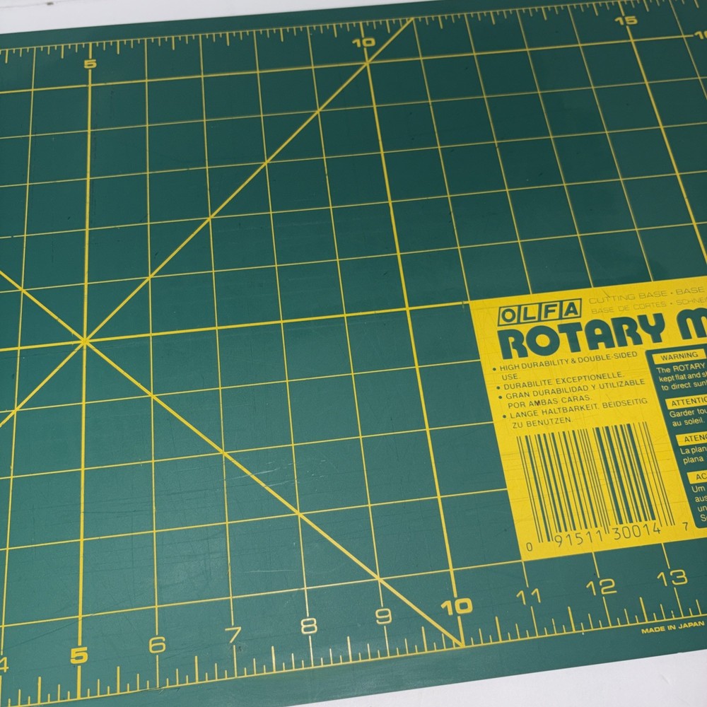 Olfa Rotary Mat Model RM-CG 11x17” EUC