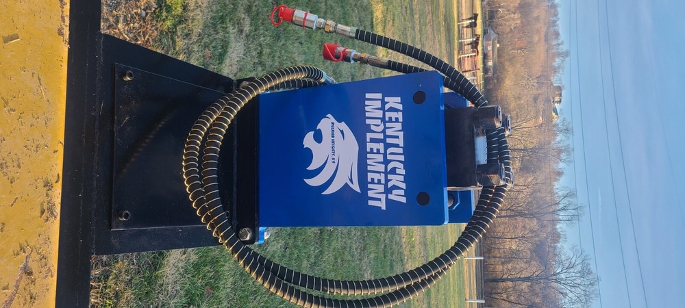 KENTUCKY IMPLEMENT WILDCAT Hydraulic Fence Post Driver Skid Steer Attachment