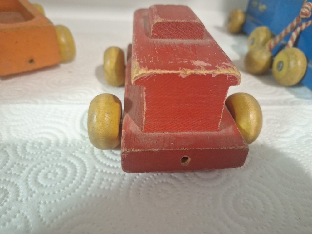 Playskool 1950s Wooden Trains, Pull String, Pull Along.