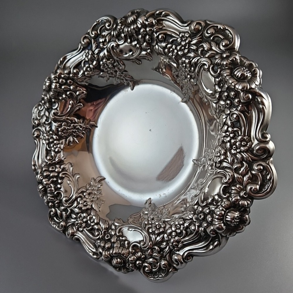 ⭐️Vintage Oneida Silver Plated Serving Dish