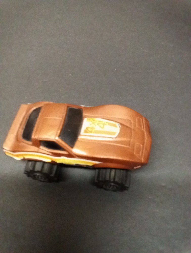 Stomper Copper Corvette