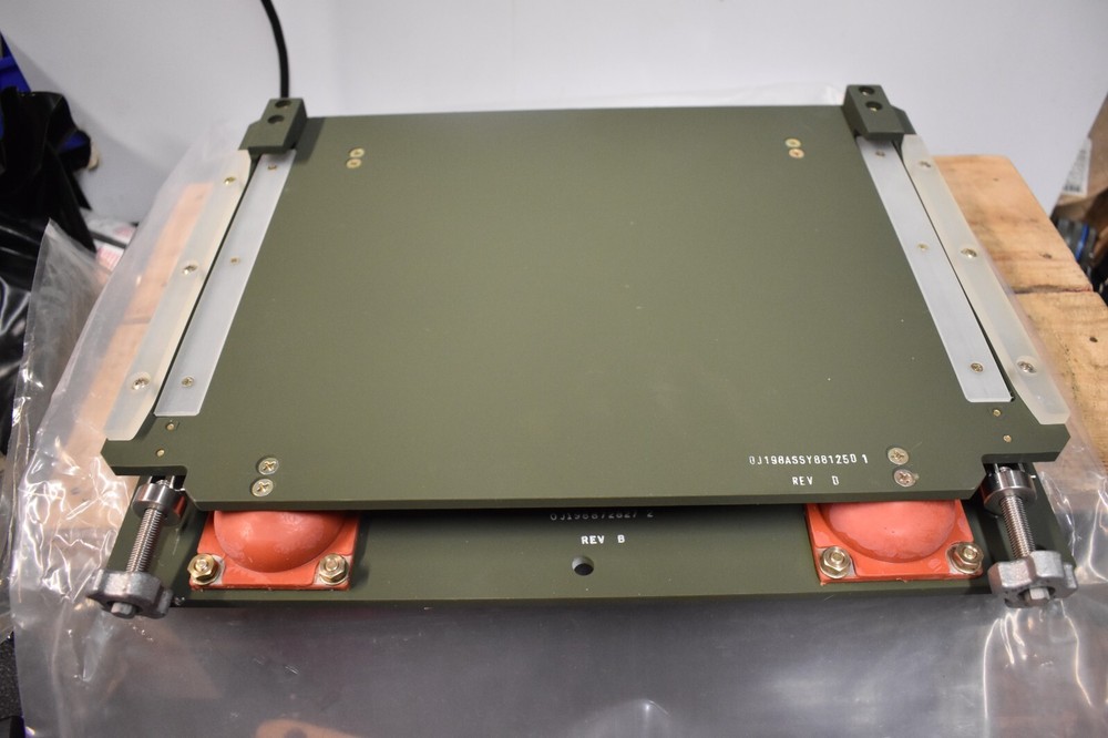 UTILITY RESILIENT MOUNTING PLATE 872826-2 NEW