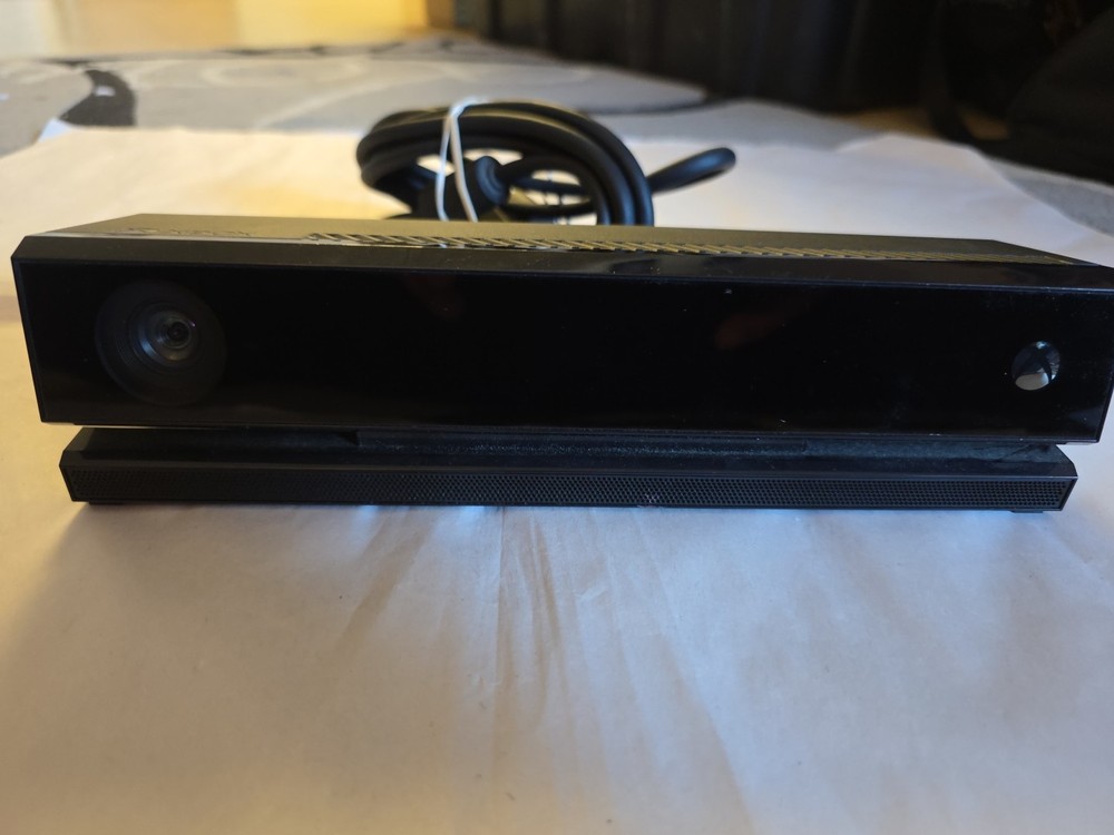 Microsoft Xbox One Kinect Wired Motion Sensor Black OEM Works
