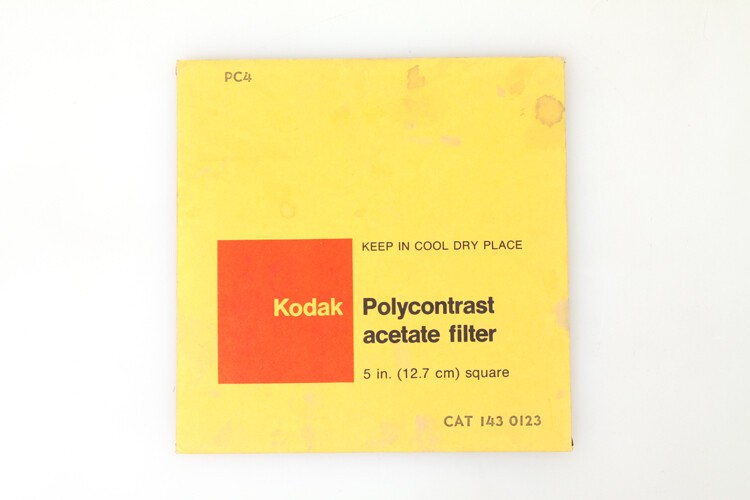 Polycontrast Filter PC4 Cut in Three Pieces