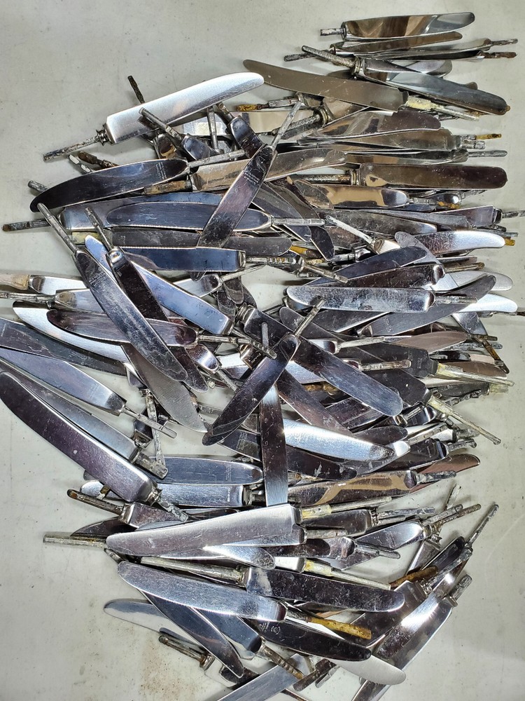 150=STAINLESS DINNER KNIFE BLADES FOR CRAFTING