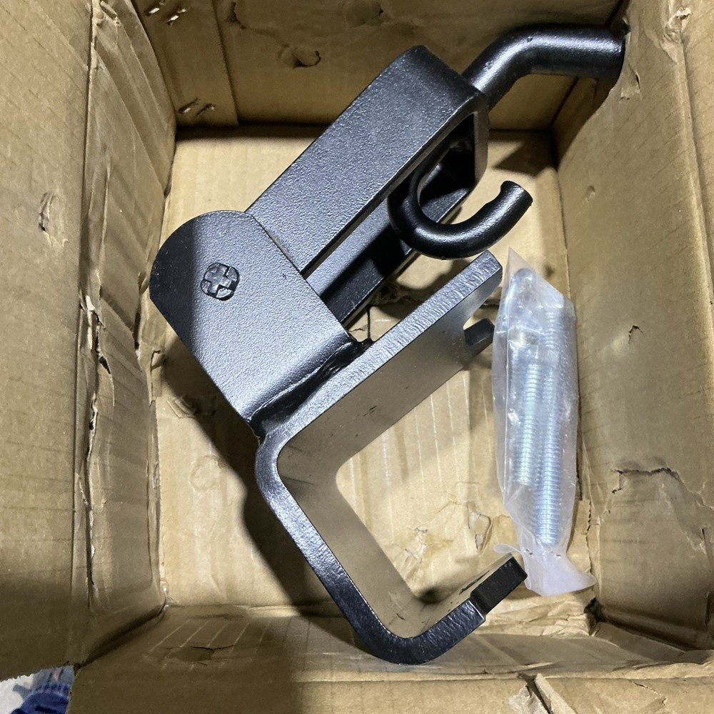 Curt 17008 Weight Distribution Hitch Hook-Up Bracket