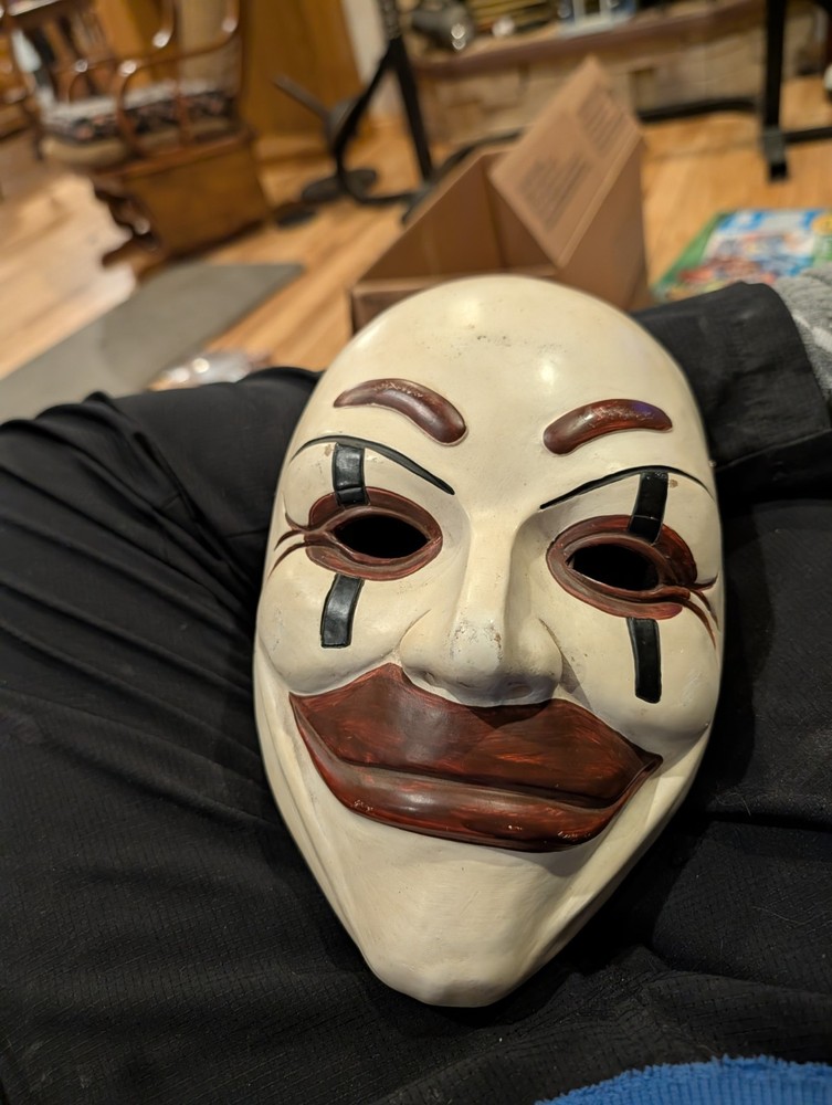 Very Unique Mask Unknown Orgin