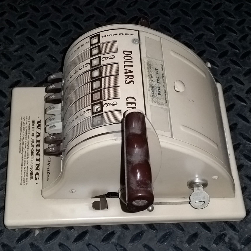 WARNING DOLLARS AND CENTS MACHINE W/ KEY