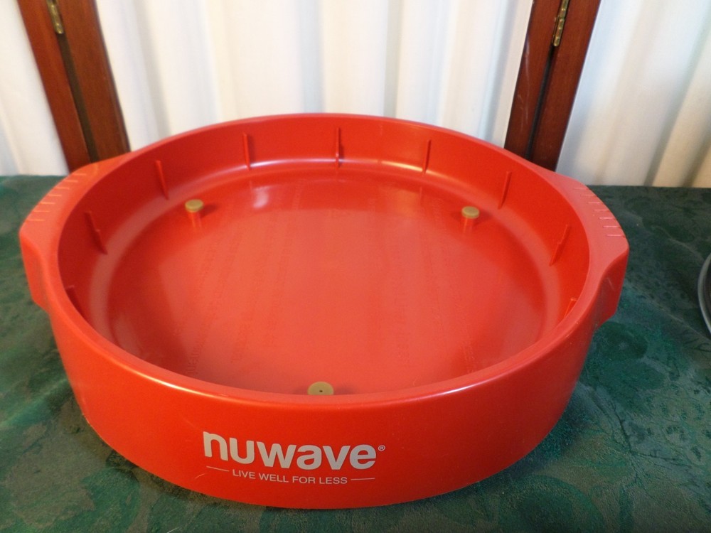2016 NuWave Pro Plus Convection Oven w/Red Dome & Cooking Guide