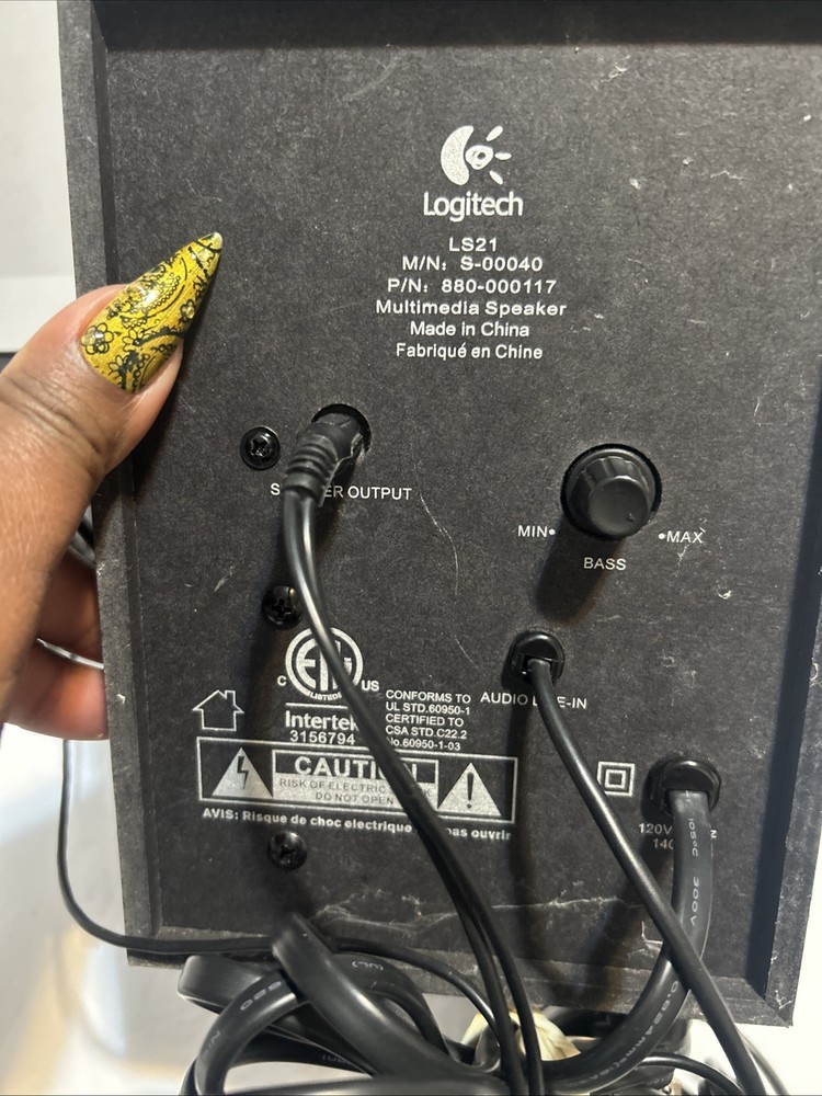 Logitech LS21 2.1 Multimedia Computer Speaker System Subwoofer Works