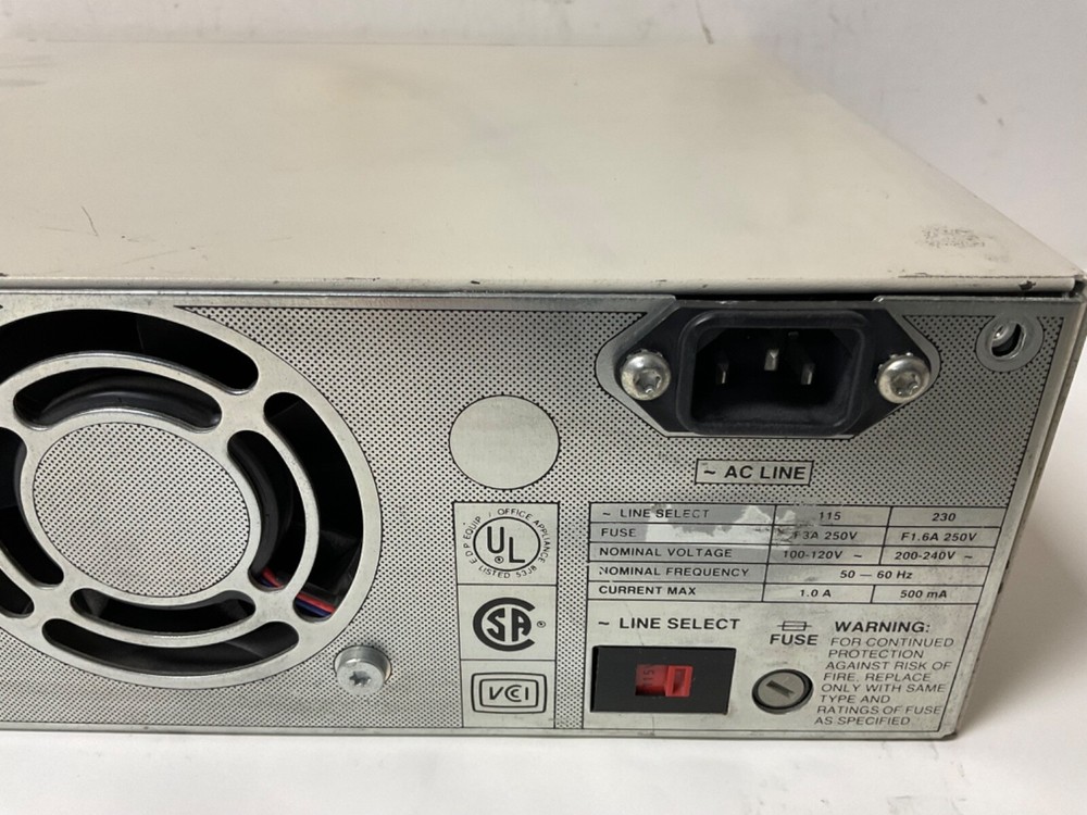 Hewlett Packard 9153C Workstation drive box Floppy Powers up
