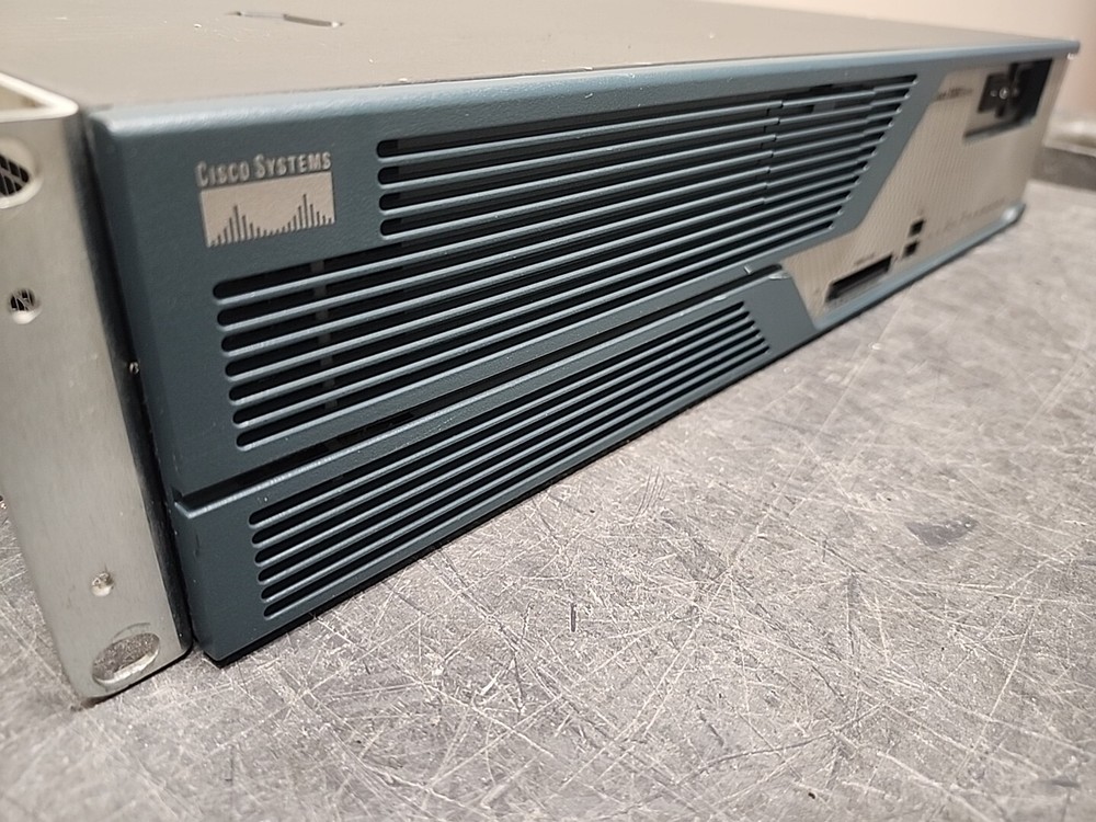 Cisco 3825 Integrated Services Router __