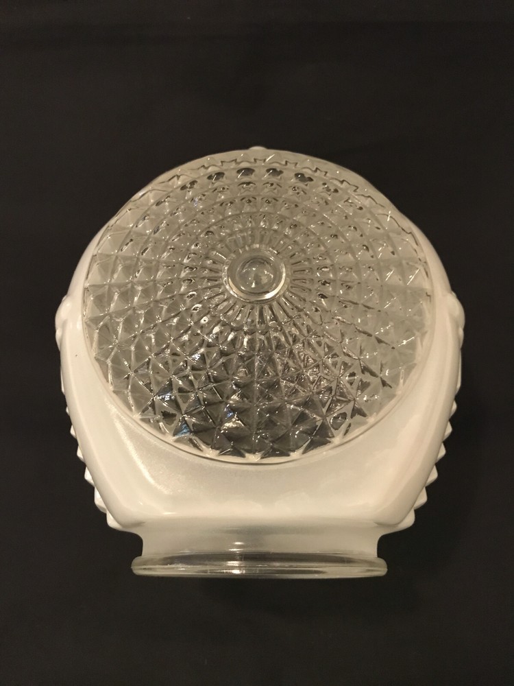 Vintage Art Deco White Bath/Porch Wall Light Globe
