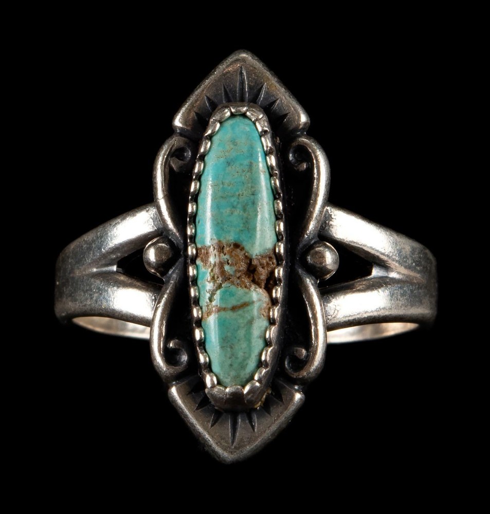 Vintage BELL TRADING POST Sterling Green Turquoise Oval Scroll Ring 3.9gr