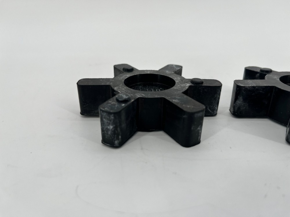 Lot of 2 New Generic L110 Coupling Spiders Solid Center